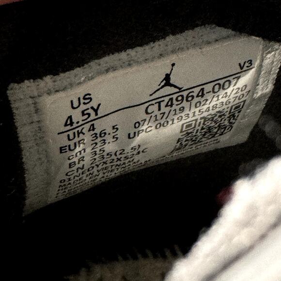 Size 4.5 - Nike Air Jordan 6 Retro SE GS Defining Moments 2020 Shoes - Picture 8 of 9